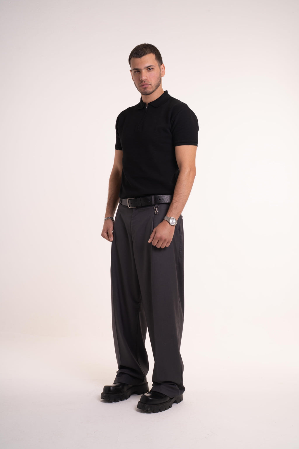 Grey pleated pants